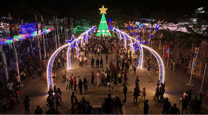 Maduro activa Navidad con decreto presidencial desde primero de octubre